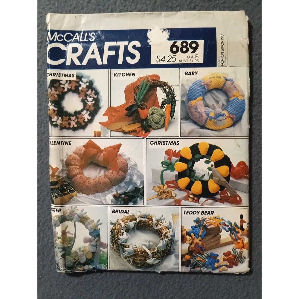 McCall's Crafts 689 Seasonal Wreaths Pattern Guide Christmas Kitchen Baby